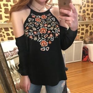 Open- shoulder Floral Top